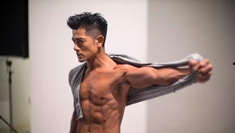 中国男明星的肌肉,健硕身材背后的汗水与坚持
