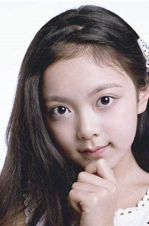 候剑个人资料,才华横溢的青年才俊，多领域成就斐然