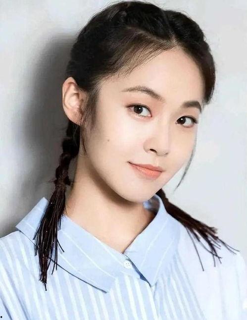 张佳宁妈妈照片,美丽与智慧并存的家庭典范